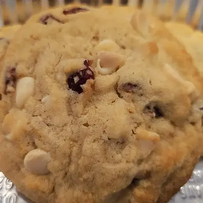 White Chocolate Cranberry Cookies (Large - 3 per bag).