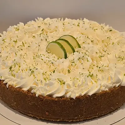 Signature Key Lime Pie (9-inch)