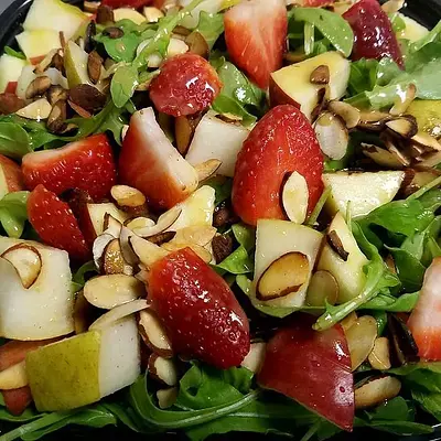 Berry Green Salad