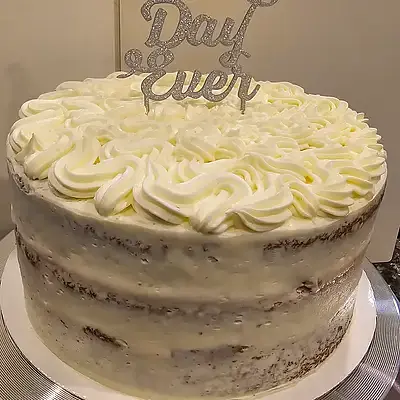 Naked Vanilla Cake, 9-inch 3 layers