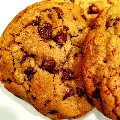 Chocolate Chip Cookies (1 dz) - med