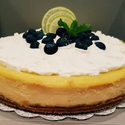Classic Lemon Cheesecake (10 inch)